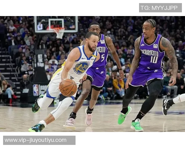 勇士首节仅得10分陷入20分落后困境最终拼尽全力险些逆转对手 勇士首节仅得10分陷入20分落后困境最终拼尽全力险些逆转对手