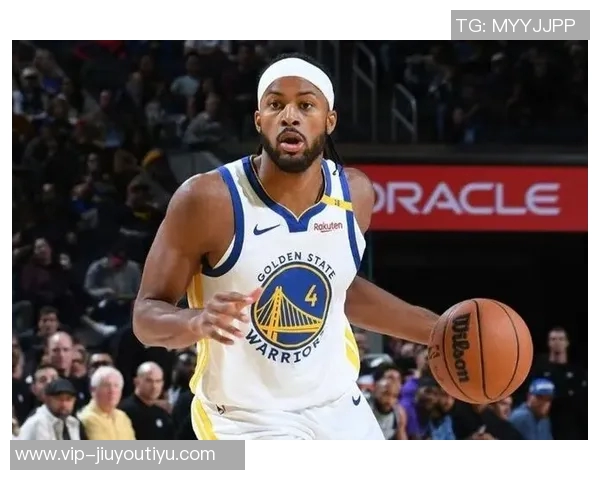 科尔赞穆迪投篮出色防守布克表现优异重回球队核心轮换