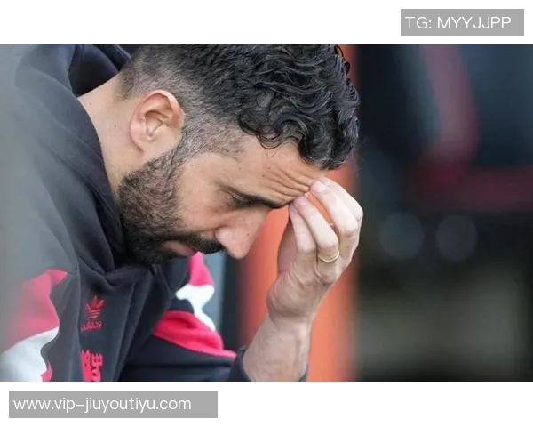 豪取三连胜阿莫林的343阵型再获认可曼联战术更直接引发热议