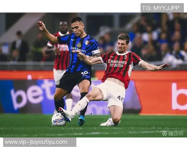 斯基拉确认与后卫詹卢卡曼奇尼续约至2029年助力罗马计划